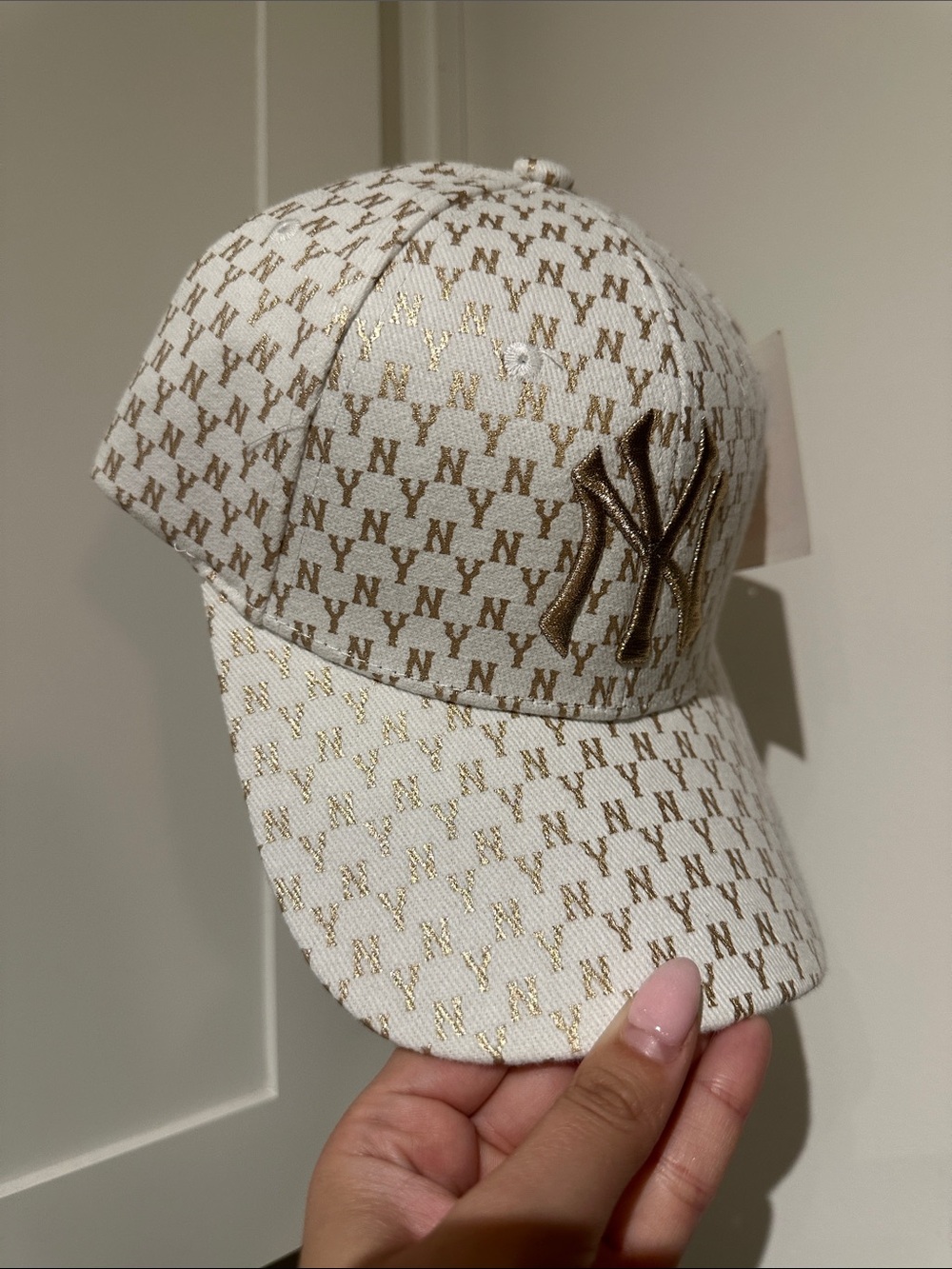 MLB New York Yankees White and Gold Monogram Baseball Cap - Picture 3 of 5